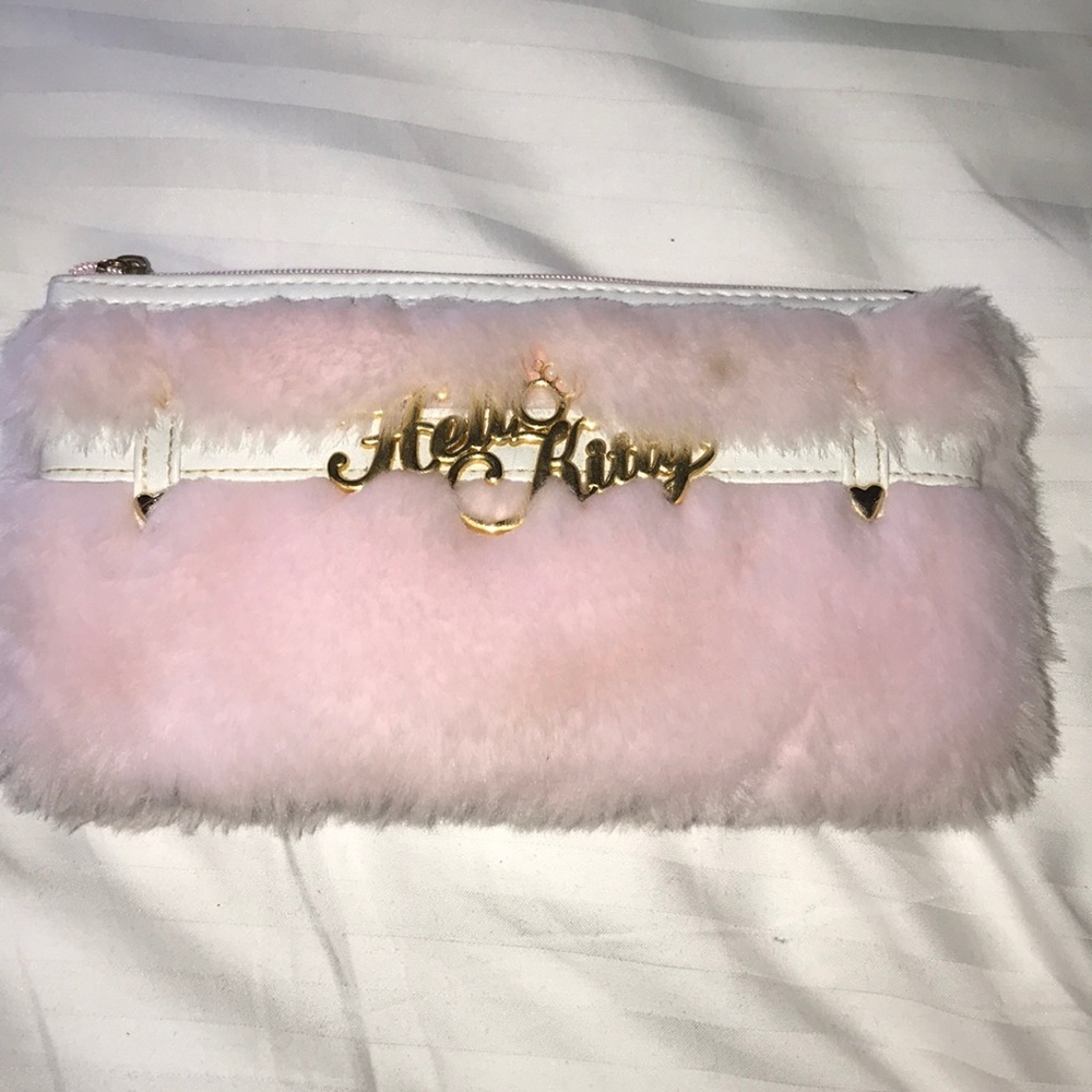 Hello Kitty Pouch